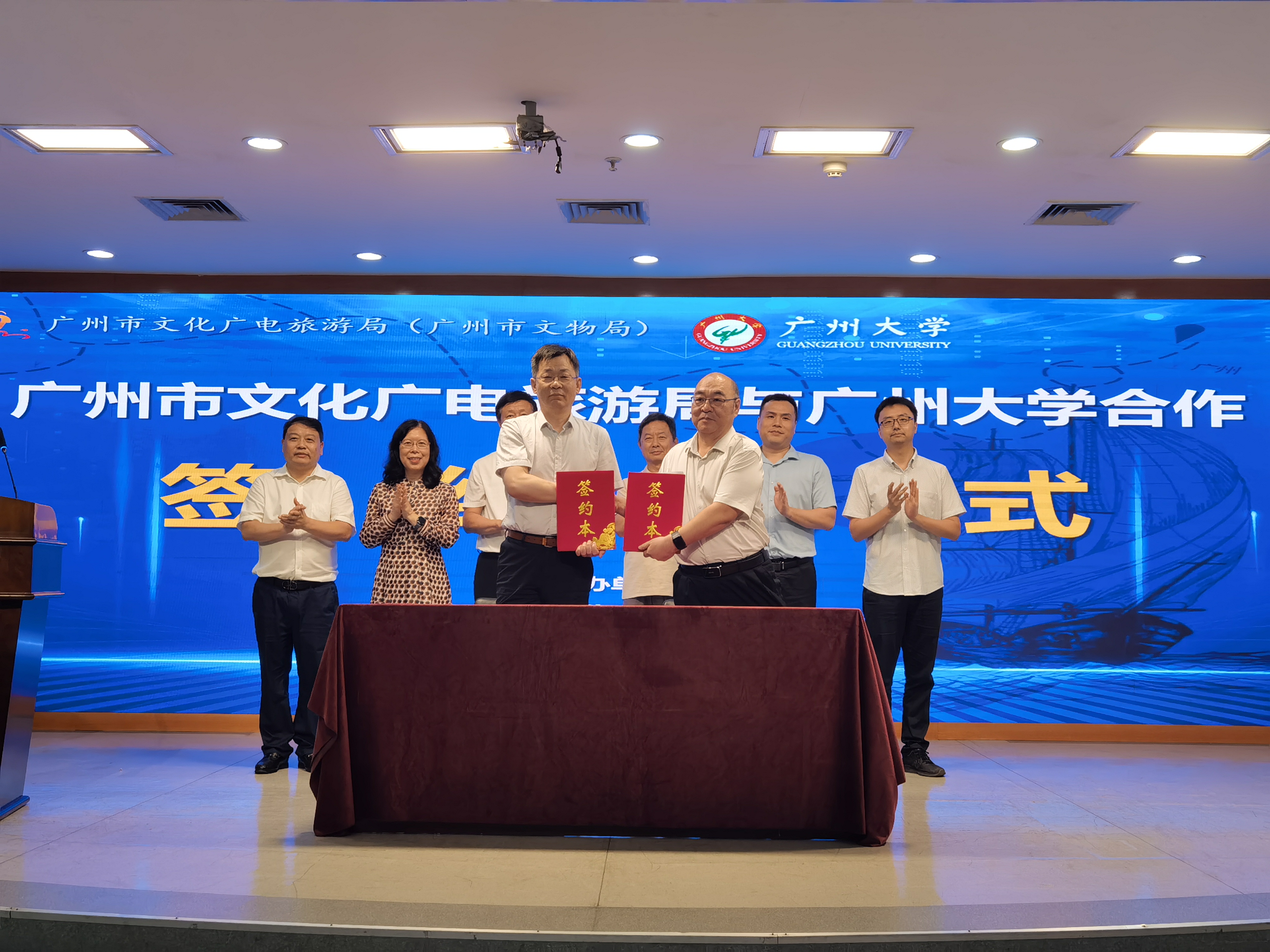 02签约仪式.jpg